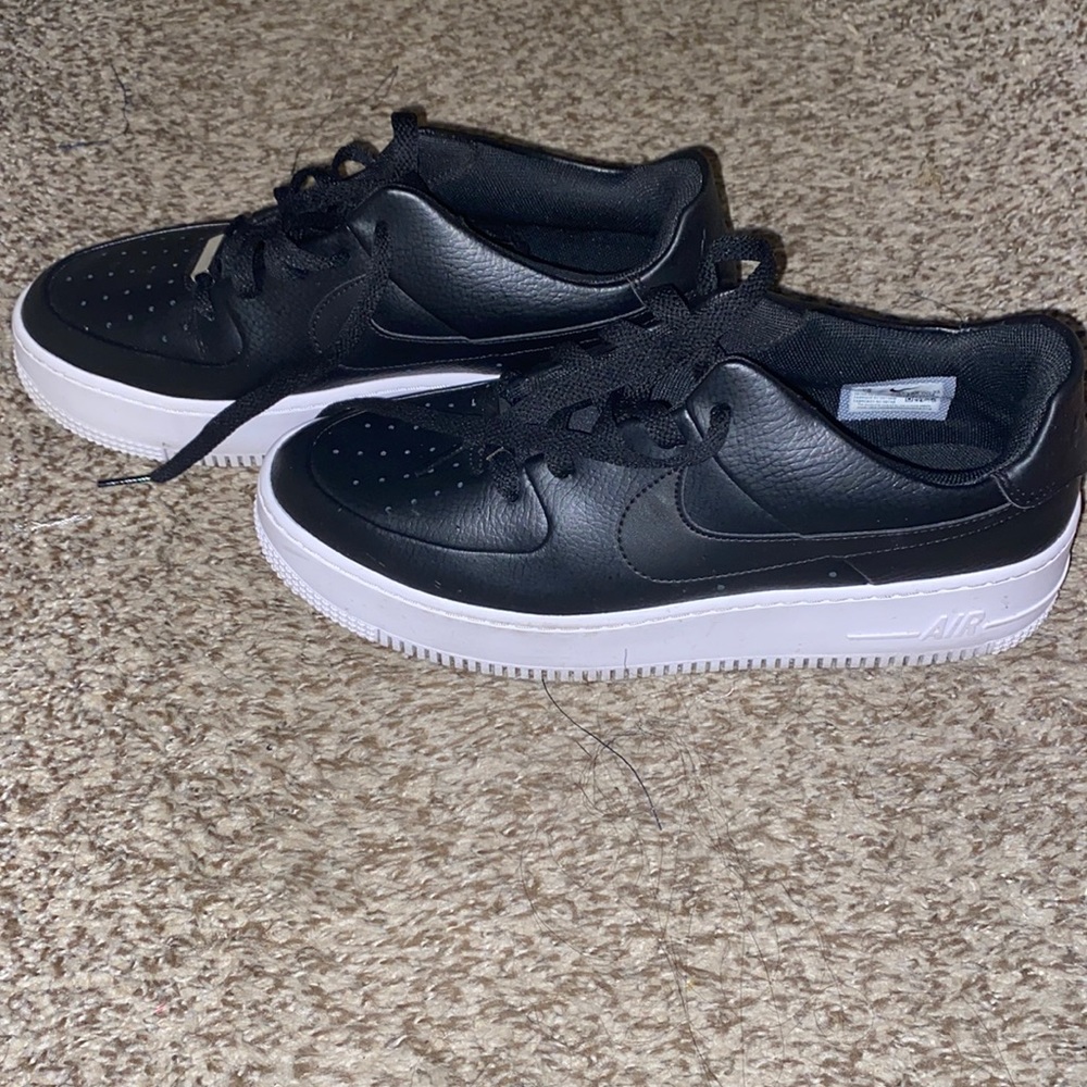 Nike Air Force 1 Sage Low